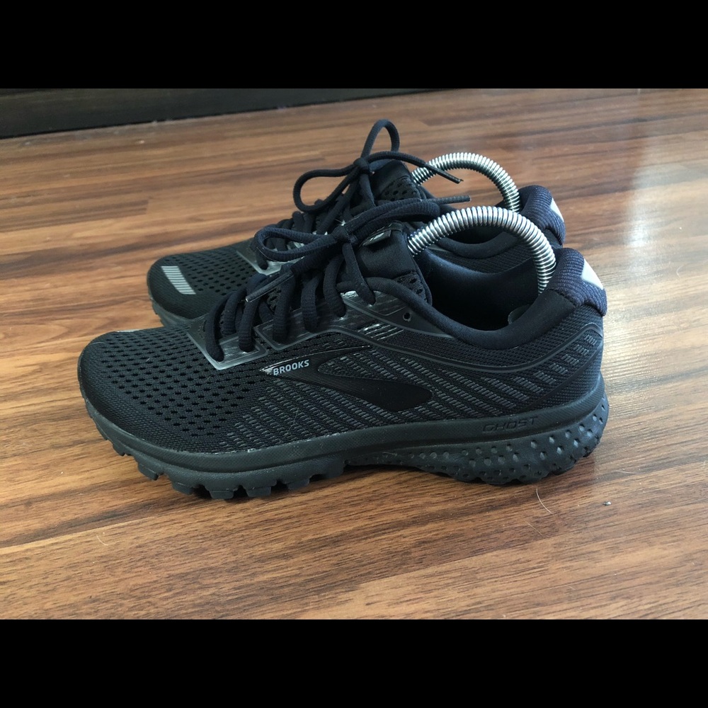 Brooks Ghost 12 size 8.5 women’s
